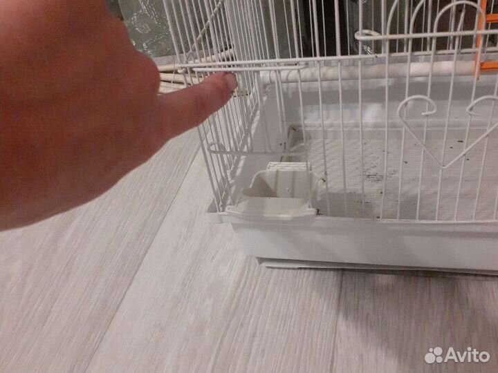 Клетка для попугая птиц белая металлическая