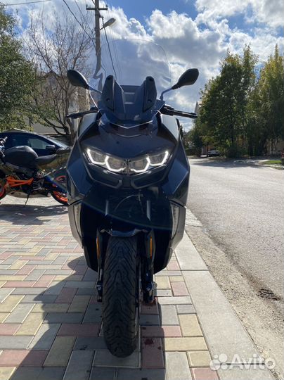 Скутер BMW C400GT 2021