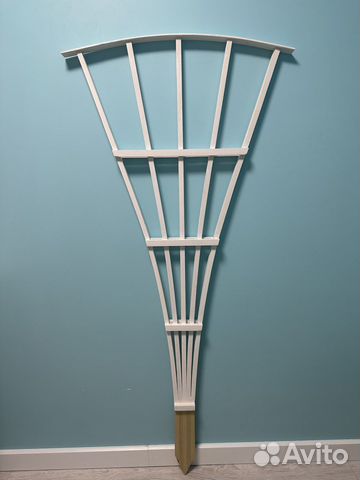 Шпалера для вьющихся дачных растений