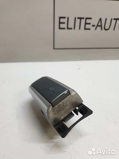 Личинка замка двери передняя правая Lr Range Rover