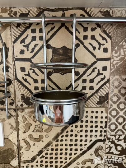 Подвесная подставка для столовых приборов