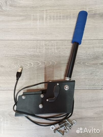 Ручник для симрейсинга