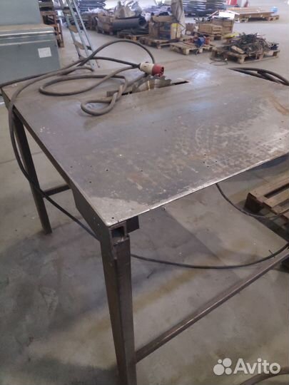 Циркулярный станок по дереву