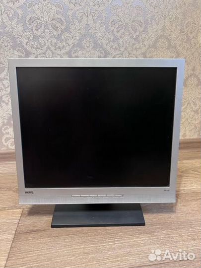 Монитор BenQ FP72E