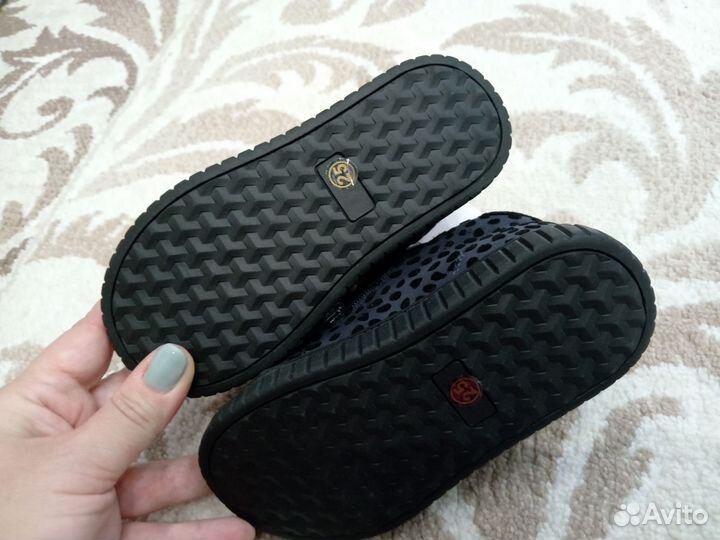 Ботинки демисезонные для девочки 25 размер