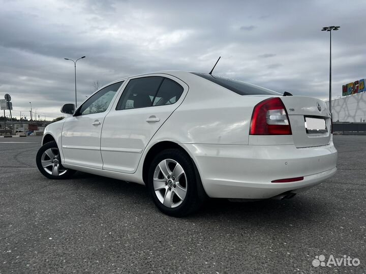 Skoda Octavia 1.8 МТ, 2011, 175 000 км