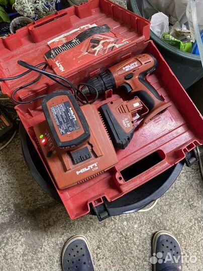 Аккумуляторная дрель шуруповерт hilti