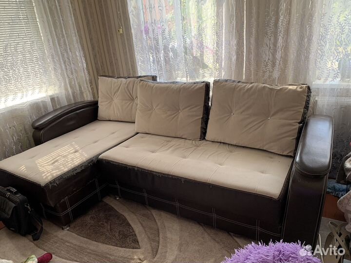 Угловой диван
