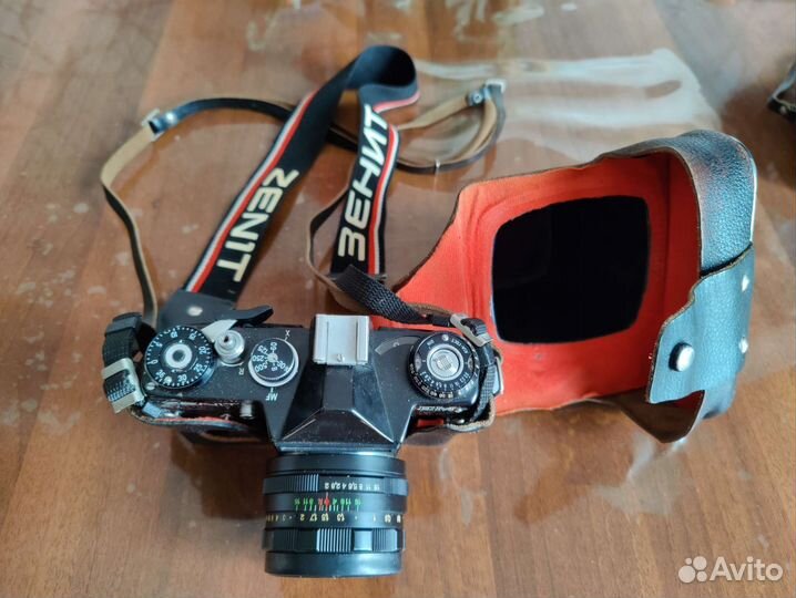 Пленочный фотоаппарат Зенит ET с объективом Helios