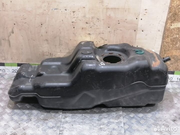 Бак топливный Hummer H3 2005-2010