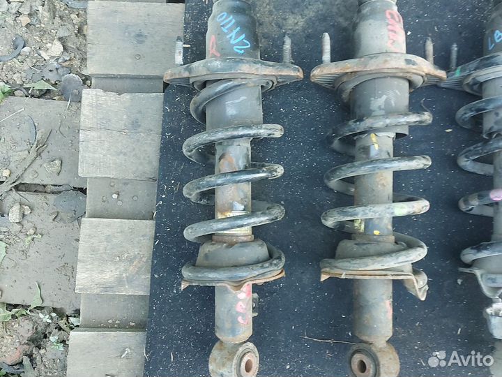 Амортизаторы задание Хонда CR-V 3