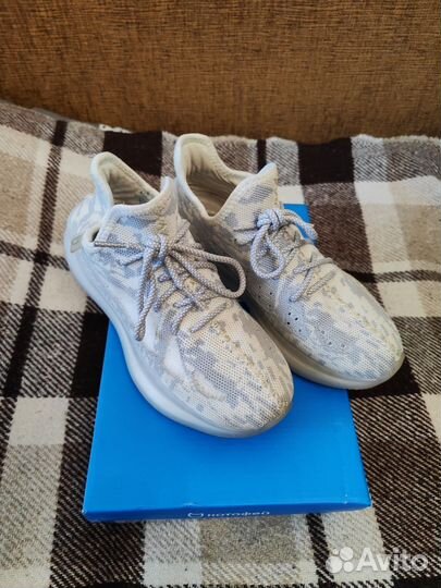 Кроссовки летние