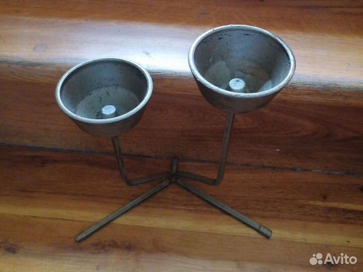 Старинный подсвечник