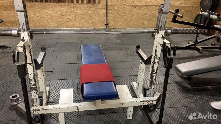 Стойки универсальные