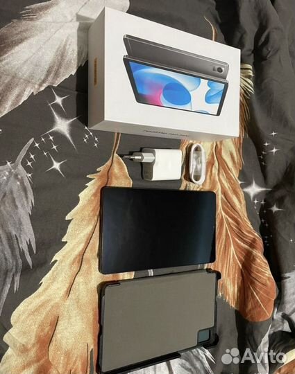 Планшет Realme Pad Mini (4/64, LTE)