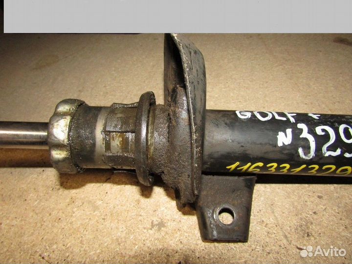 Амортизатор передний Golf V Plus 2005-2014