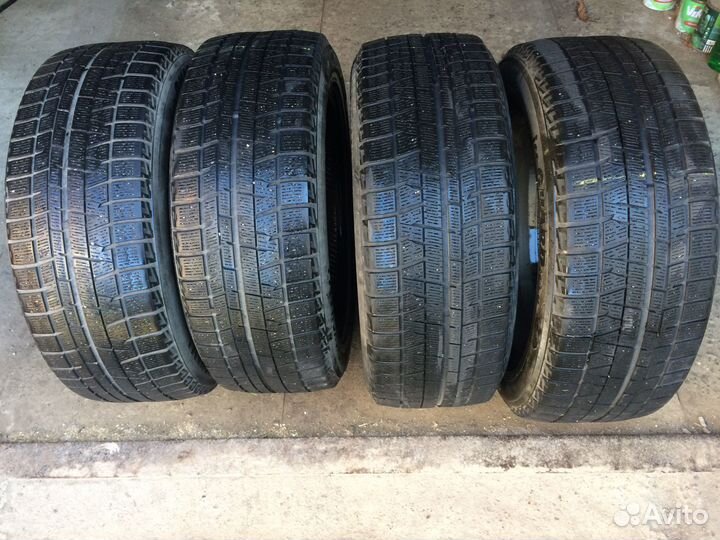 Yokohama Ice Guard IG50 215/55 R17 94Q