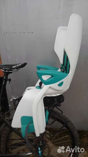 Итальянское детское велокресло + шлем