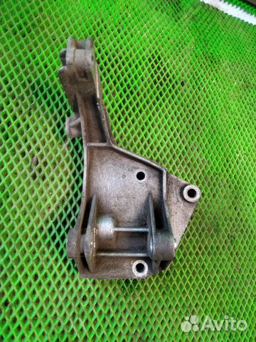 Кронштейн генератора LADA Kalina