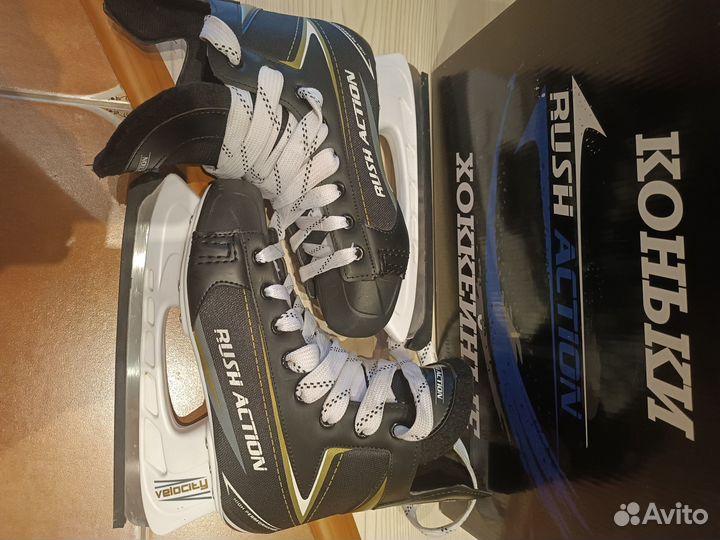 Коньки хоккейные размер 39