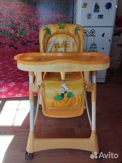 Стульчик для кормления capella