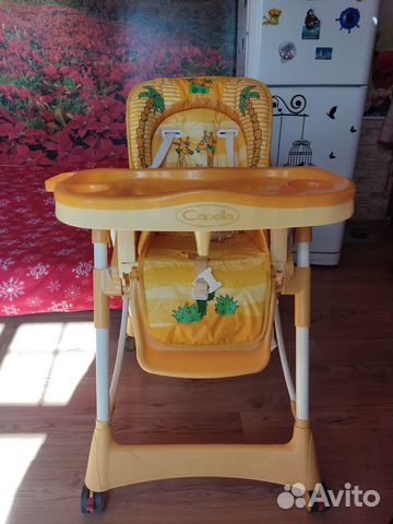Стульчик для кормления capella