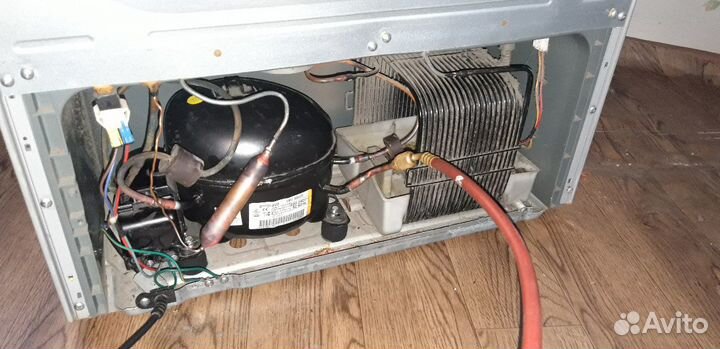 Ремонт стиральных машин и холодильников