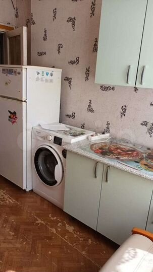 Комната 18 м² в 3-к., 1/2 эт.