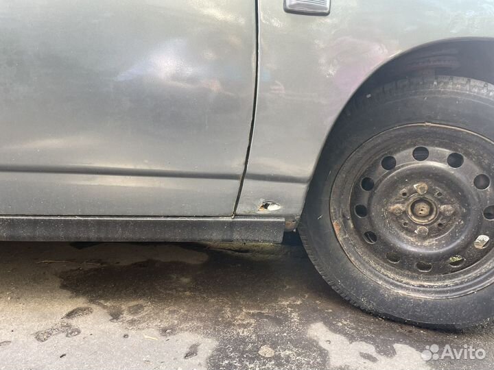 ВАЗ 2112 1.5 МТ, 2001, битый, 210 000 км