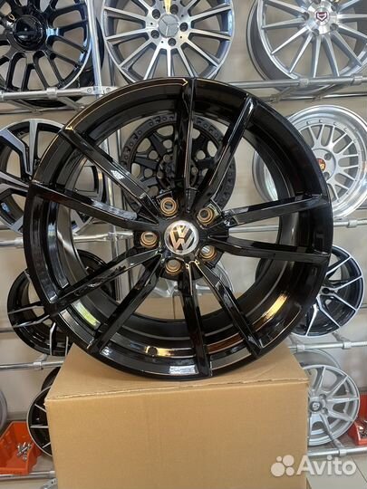 Диски 18/5/112 Притория на Шкода Октавия Пассат