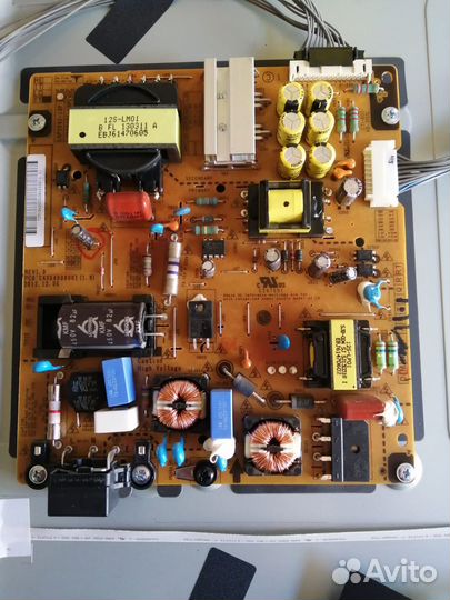 Телевизор ЖК 42 дюйма LG 42LA644V (смарт)