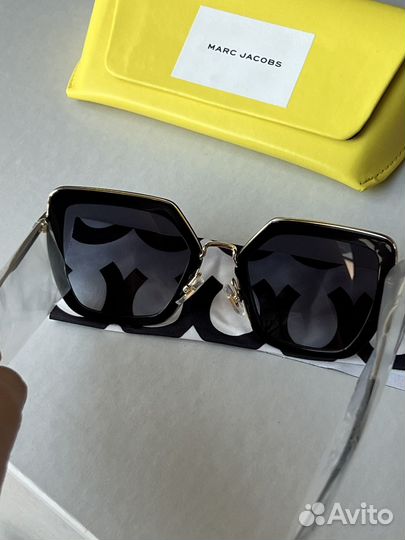 Солнцезащитные очки женские Marc Jacobs