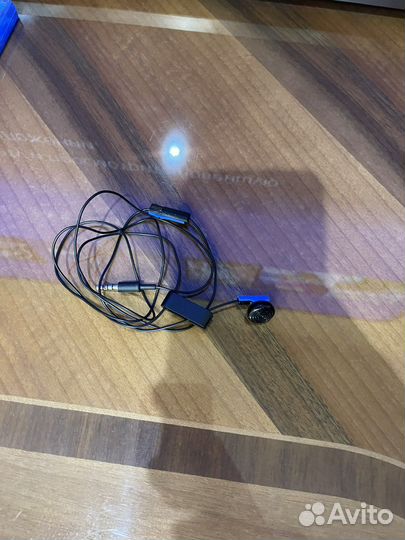 Sony PS4 slim 1tb + 2 джойстика + много игр