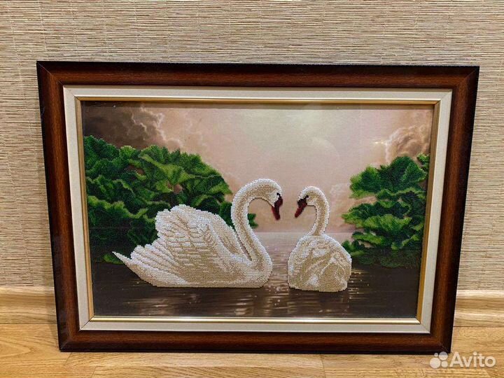 Картина влюбленные лебеди