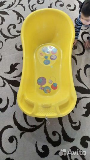 Ванночка для купания с горкой