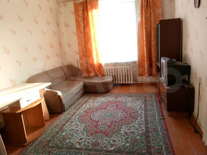 Комната 19,7 м² в 8-к., 3/3 эт.