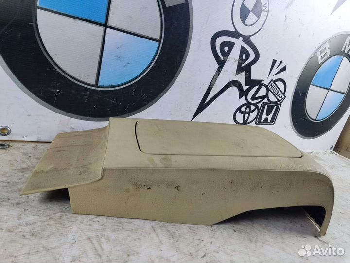Ящик Центральной консоли BMW 7 F01 f02