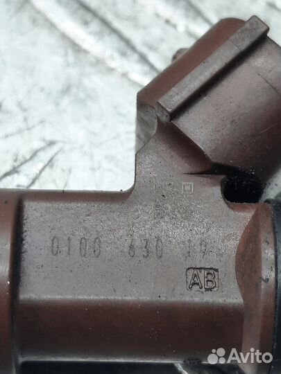 Форсунка Subaru Tribeca внедорожник 5 дв. 3.0