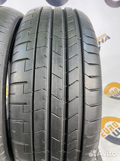 Pirelli P Zero PZ4 235/50 R19 96H