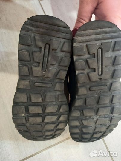 Ботинки демисезонные на мальчика 29