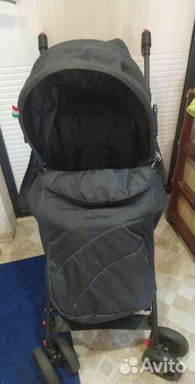 Прогулочная коляска Б/У. Есть чехол на ноги