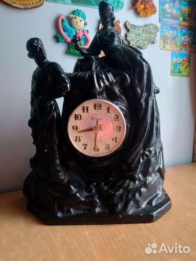 Старинные настольные часы