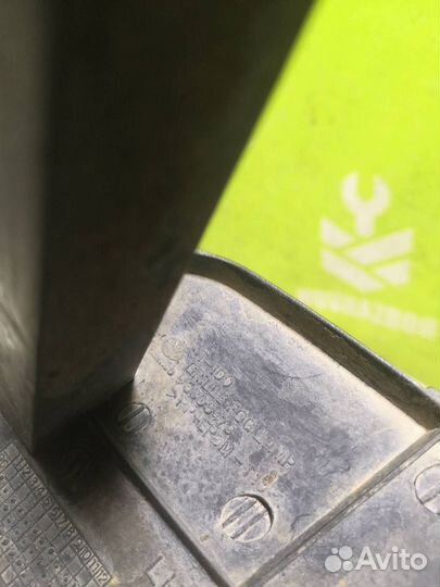 Заглушка в бампер Шевроле Ланос