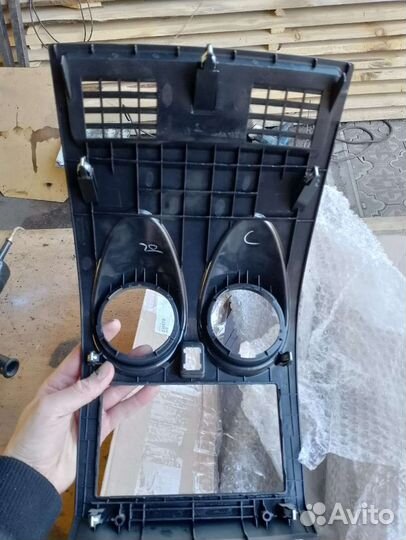 Ниссан Кашкай.Приборная панель, панель магнитолы