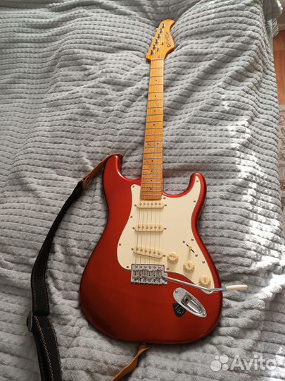 Электрогитара fender