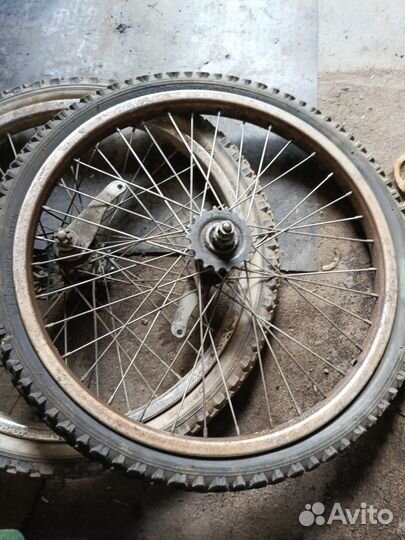 Колеса на велосипед R 20 3шт