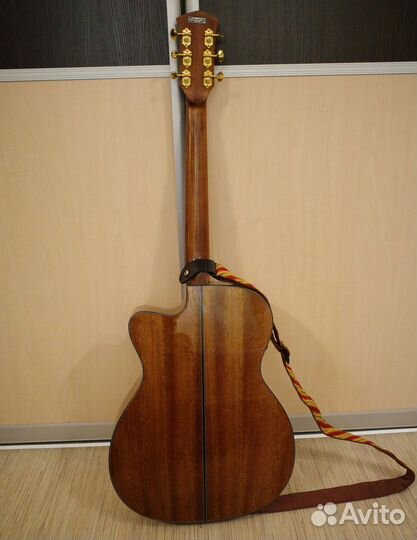 Электроакустическа гитара