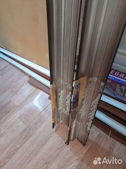 Карнизы для штор настенные