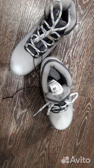 Лыжные ботинки