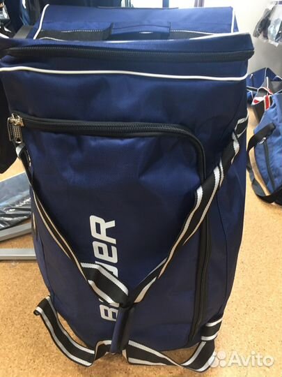 Хоккейные баулы Bauer на колёсах